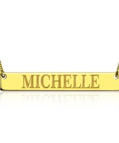 Collar con barra de nombre grabado chapado en oro