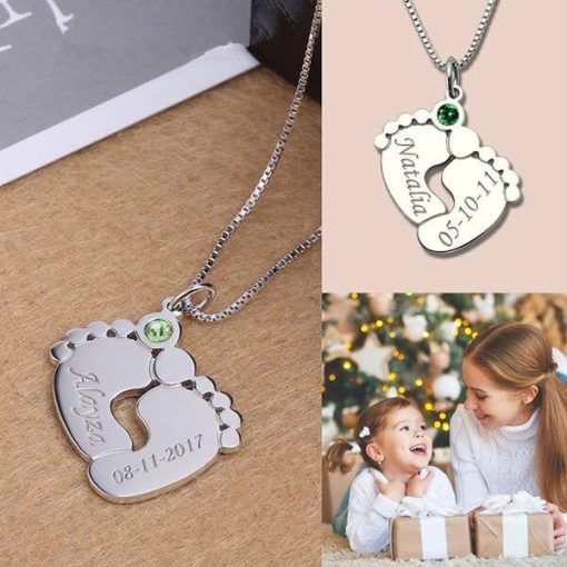 Collier de pieds de bébé gravé avec pierre de naissance personnalisée