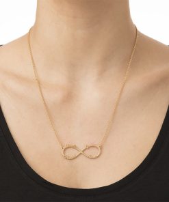 Collar Infinity 4 Names con baño de oro