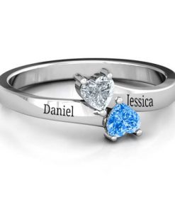 Anello a cuore gemello rovesciato