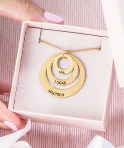 Collar de tres discos con baño de oro