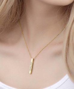 Collana con barra incisa 3D in placcatura in oro