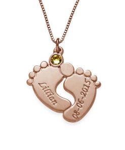 Collar de pies de bebé grabado con baño de oro rosa personalizado de piedra de nacimiento