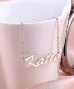 Collana con nome classico personalizzato