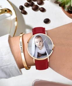 Orologio da donna in oro rosa con foto cinturino in pelle rossa
