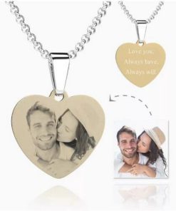 Collier d'étiquette gravé avec photo de coeur pour femme avec gravure en acier inoxydable plaqué or 18 carats