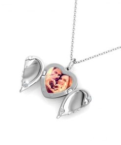 Collar con medallón con foto de corazón con alas de ángel en cobre