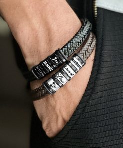 Personalized sterling silver men‘s leather black bracelet