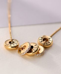 collana di perline incise personalizzate